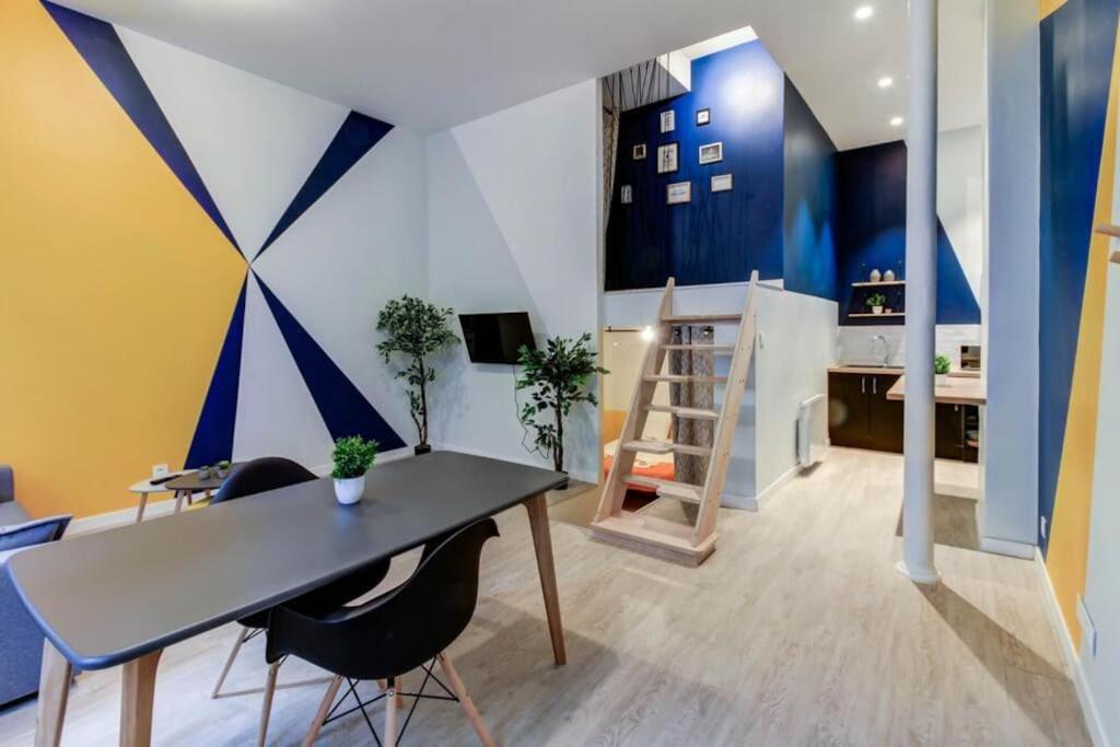 Le Berlier 60M2 + Cour Privee - Centre Historique Apartment Dijon Ngoại thất bức ảnh